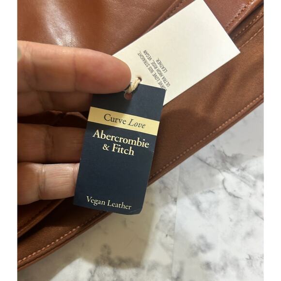 Abercrombie & Fitch Curve Love Vegan Leather Pant 24S 90's Straight High Rise - Picture 7 of 11